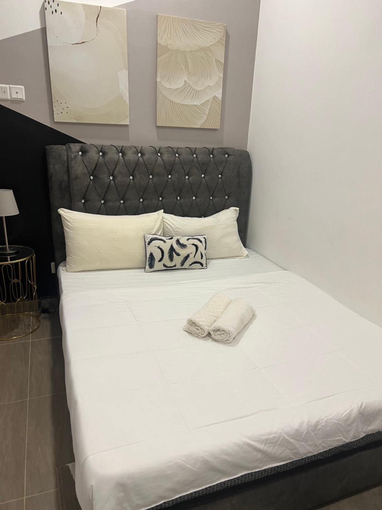 Rizz Residence Troika Kb Kota Bharu Dış mekan fotoğraf